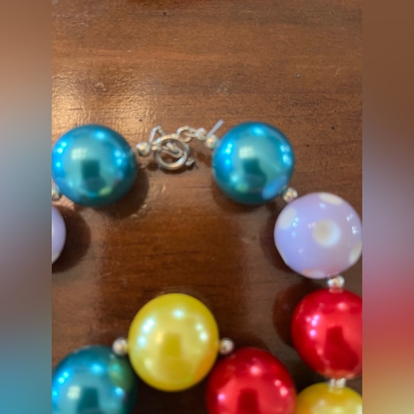 Girls rainbow bead and charm necklace and bracelet set - Picture 7 of 7